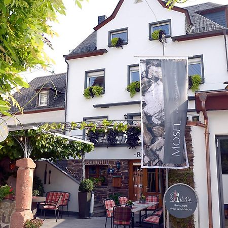 Wein- Und Gaestehaus M. Bai Мезеніх Екстер'єр фото